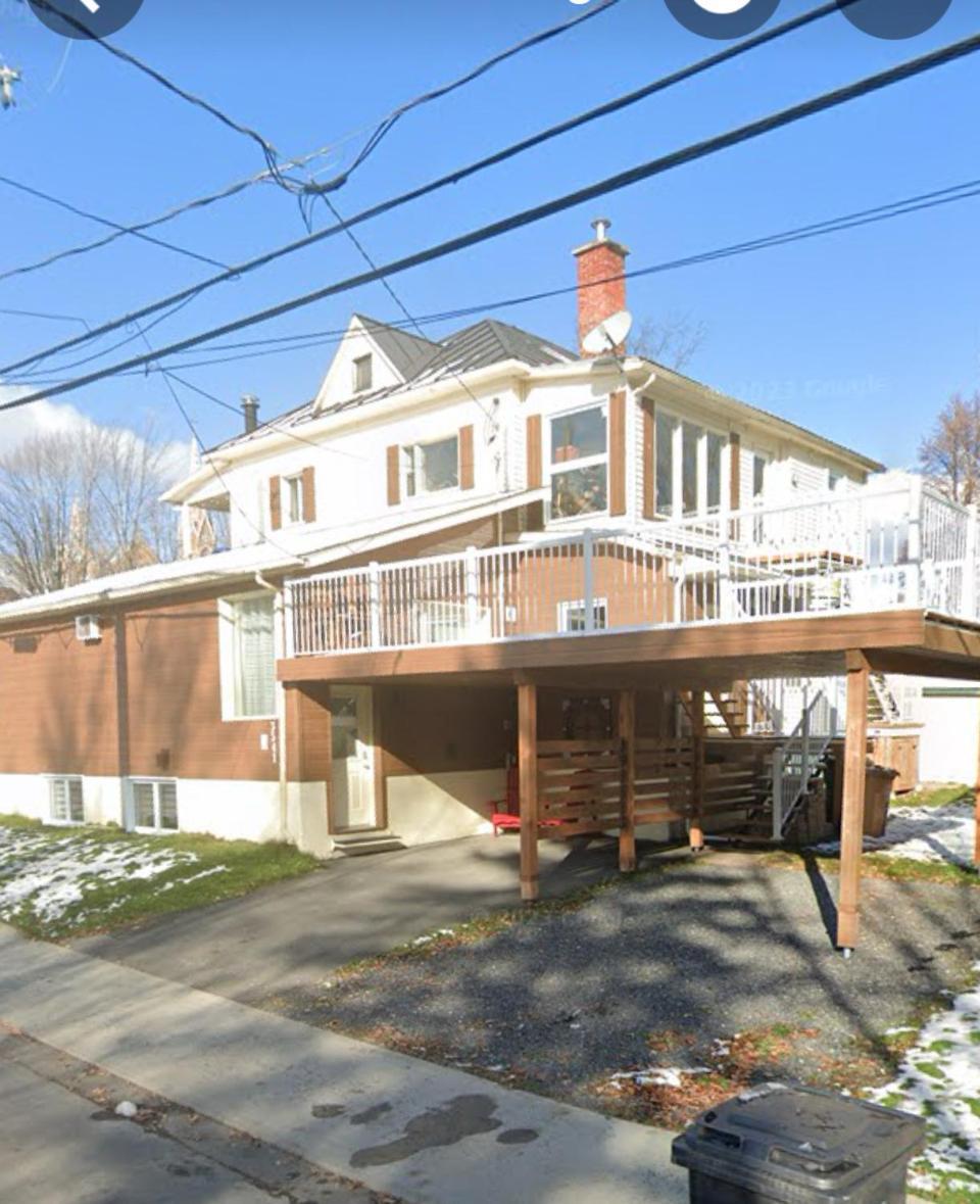 Le Veterans , Logement Prive Aux Centre Ville Lac-Megantic Exterior photo
